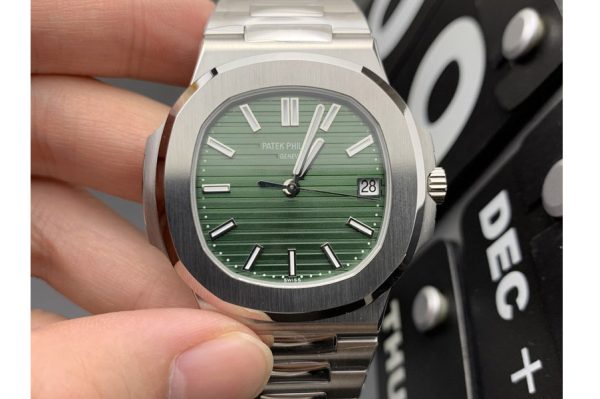 Replica Patek Philippe Nautilus 5711/1A 3KF 1:1 Best Edition Green Textured Dial on SS Bracelet A324 Super Clone