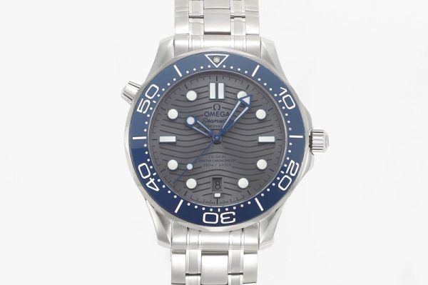 Replica Omega 2018 Seamaster Diver 300M VSF 1:1 Best Edition Blue Ceramic Gray Dial on SS Bracelet A8800 V2 (Black Balance Wheel)