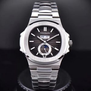 Replica Patek Philippe Nautilus SS 5726/1A-014 PP Best Edition Gray Textured Dial Working Annual Calendaron on SS Bracelet A324