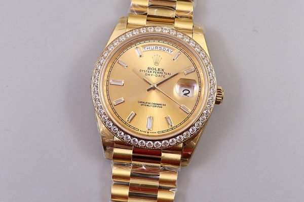 Replica Rolex Day-Date 40mm 228239 EWF Best Edtion YG Diamond Bezel Gold Dial President Bracelet A3255